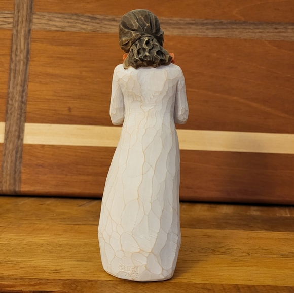 NIB Willow Tree Surrounded By Love 2009 Red-Orange Flowers - Picture 3 of 11